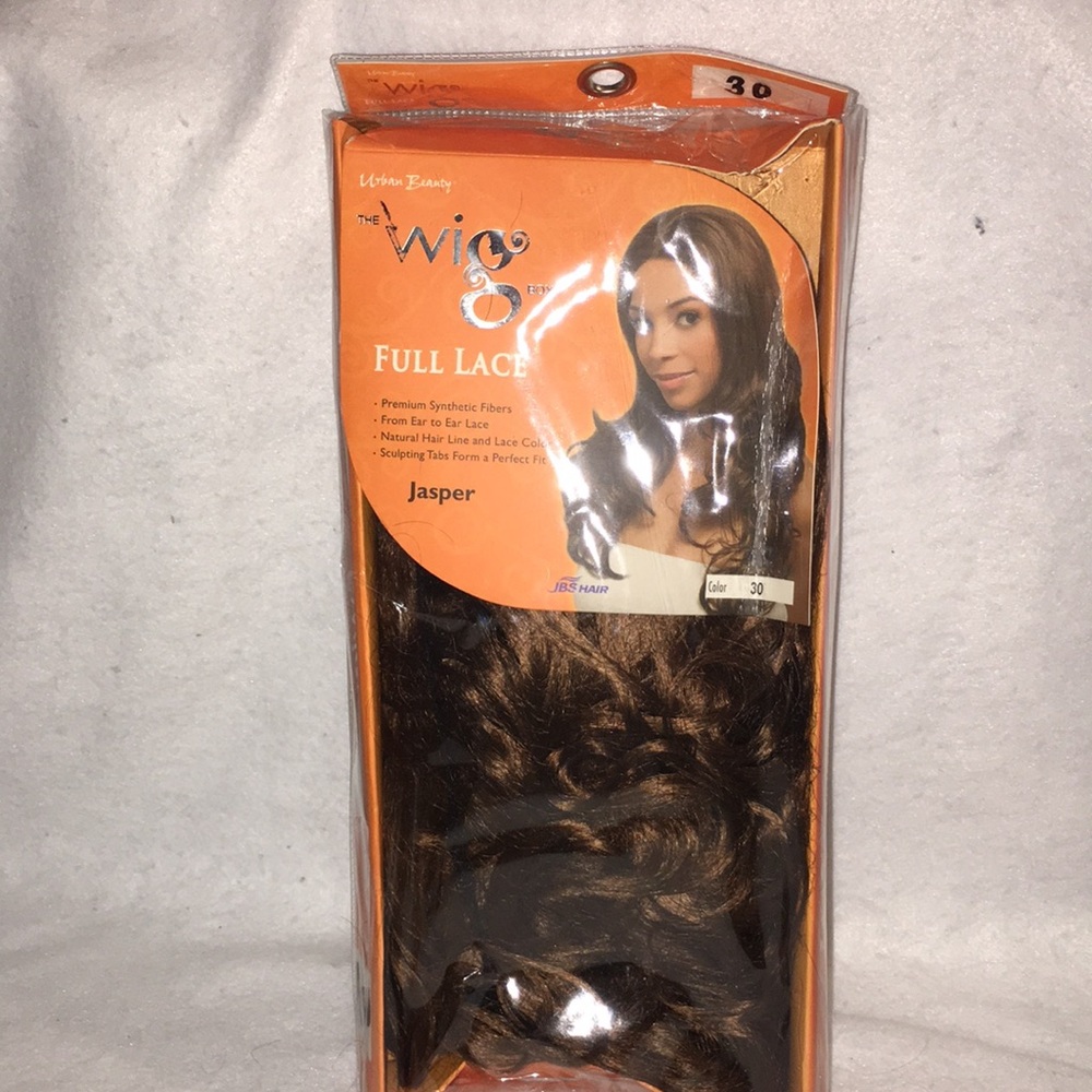 Urban Beauty wig - Picture 6 of 8